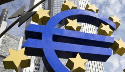 Estatua del Banco Central Europeo